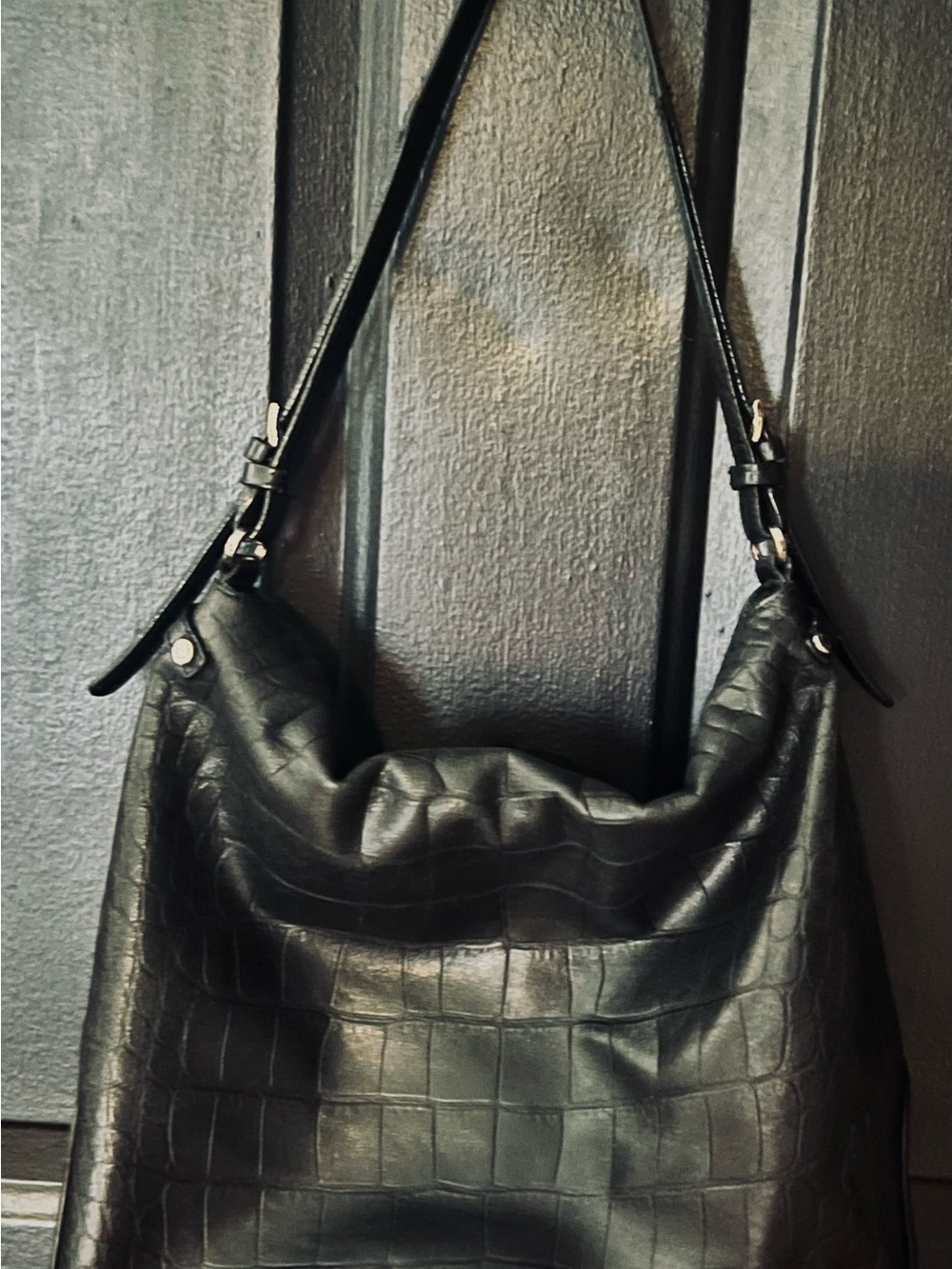 Women’s Vintage Monday Black Croc-Embossed Leather Boho Bag
